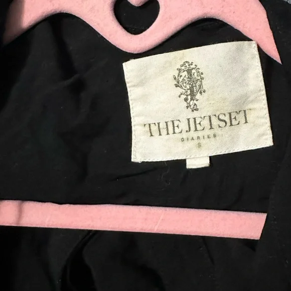 The Jetset Diaries Chic Black Tunic Dress - Picture 5 of 6